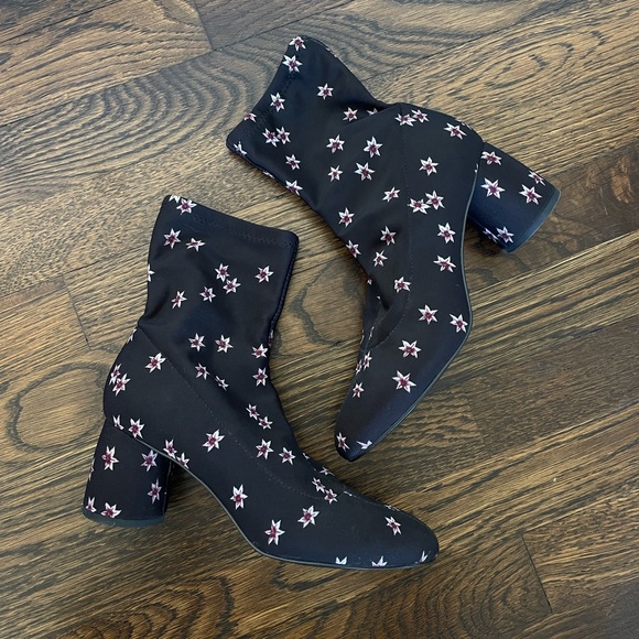 & Other Stories sock ankle boots - Picture 1 of 1